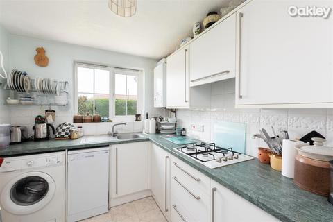 46 Anchor Close, Shoreham-by-sea, BN43 5BY
