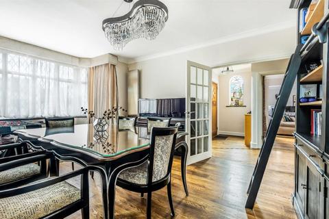 38 West Hill Way, London, N20 8QS
