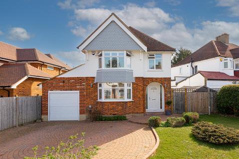 3 Tattenham Grove, Epsom, KT18 5QW