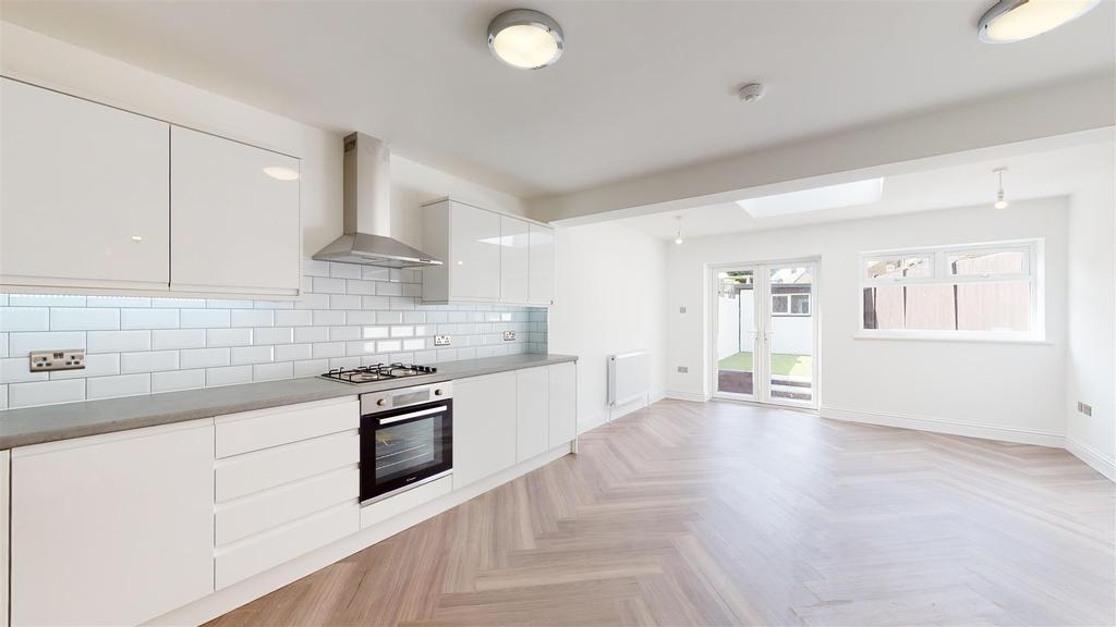 Ulster Road, Margate 3 bed house £1,350 pcm (£312 pw)