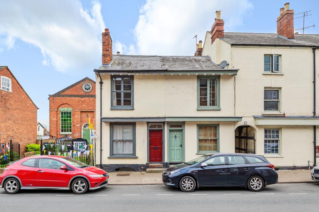 Ledbury, Herefordshire, HR8 3 bed semidetached house for sale £325,000