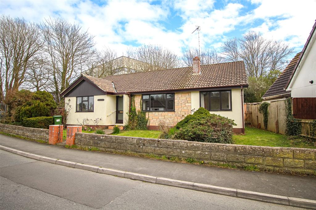 Moreton Park Road, Bideford, EX39 3 bed bungalow for sale £295,000