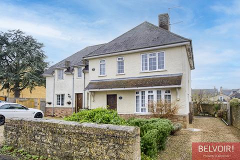 Folly Cottage Colletts Fields, Broadway, WR12 7AT