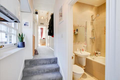 Flat 2, 63 Haven Lane, London, W5 2HZ