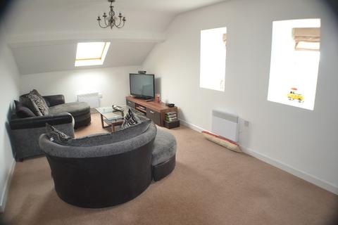 2 bedroom flat for sale - Top floor flat Tydraw Street, Port Talbot, Neath Port Talbot. SA13 1BR