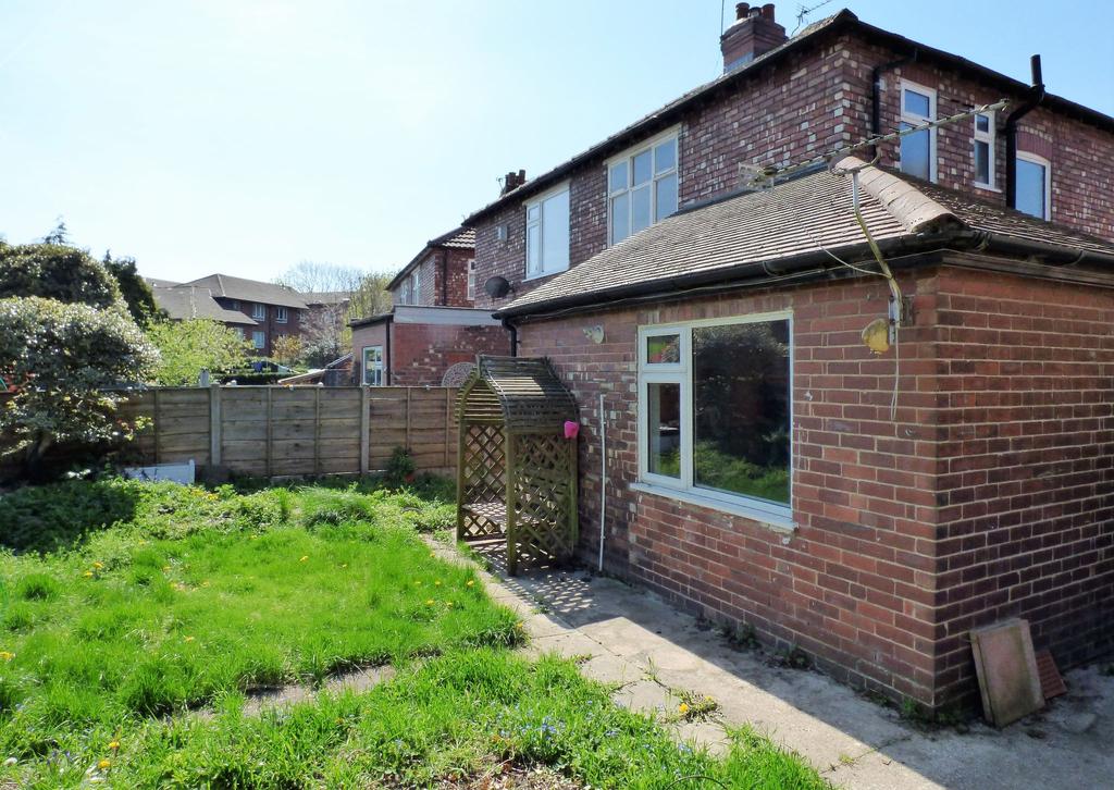 Norbury Crescent, Hazel Grove... 3 bed semidetached house £260,000