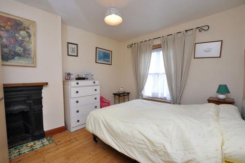 11 Birch Avenue, Sleights, Whitby, YO22 5BZ