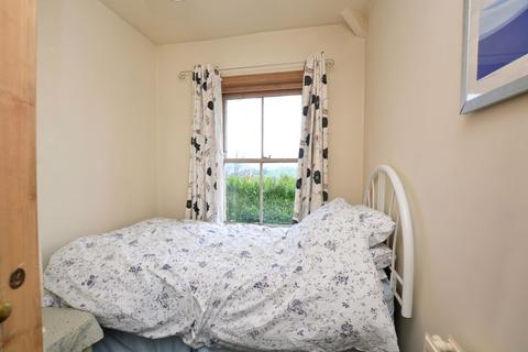 11 Birch Avenue, Sleights, Whitby, YO22 5BZ