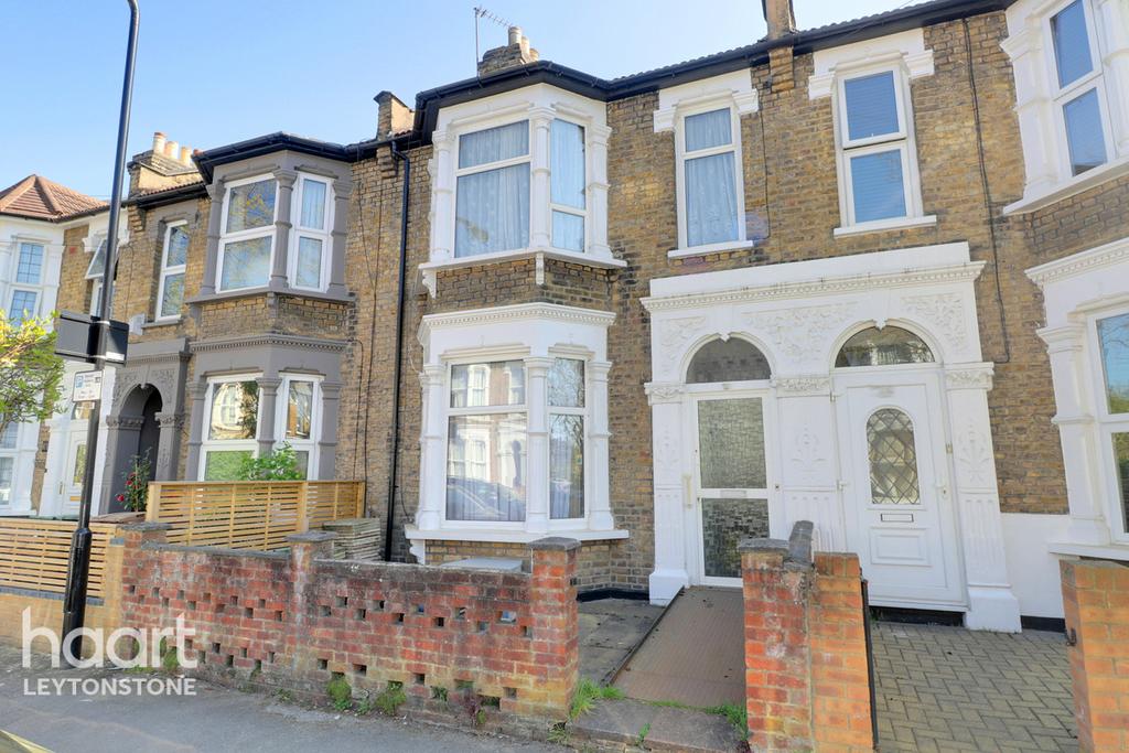 Leybourne Road, Bushwood 4 bed terraced house £875,000