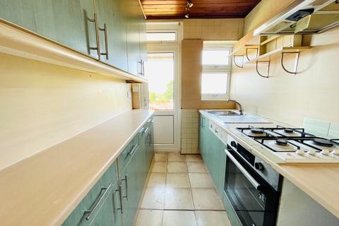 58 Moordown, London, SE18 3NQ