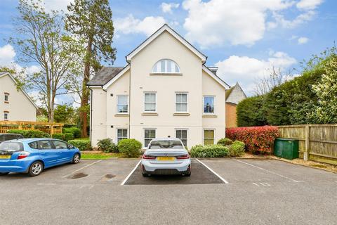 2 bedroom apartment for sale, Reigate Hill, Reigate, Surrey