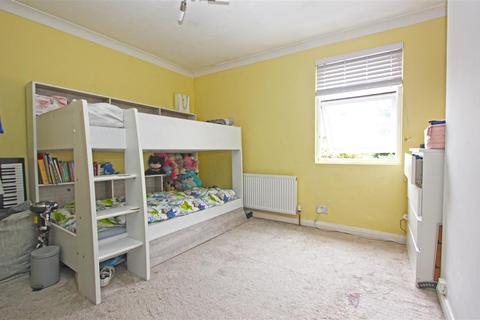 13 Haling Road, South Croydon, CR2 6HS