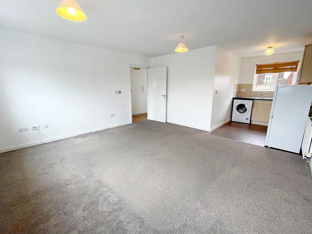 Millgrove Street, Redhouse, Swindon 2 bed apartment £140,000