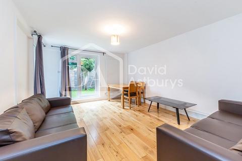 undefined, Tomlins Walk, Finsbury Park Holloway, London