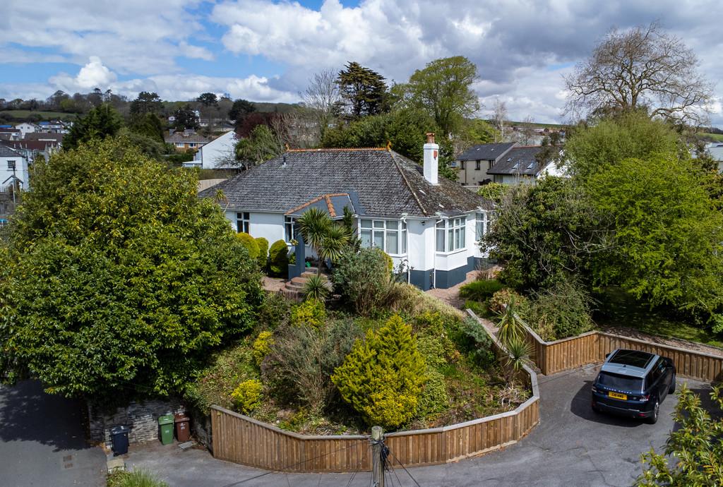 'Rock View', Plympton 4 bed detached bungalow £600,000