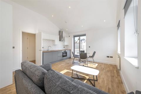 Studio to rent, Denmark Road, London