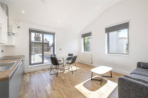 Studio to rent, Denmark Road, London