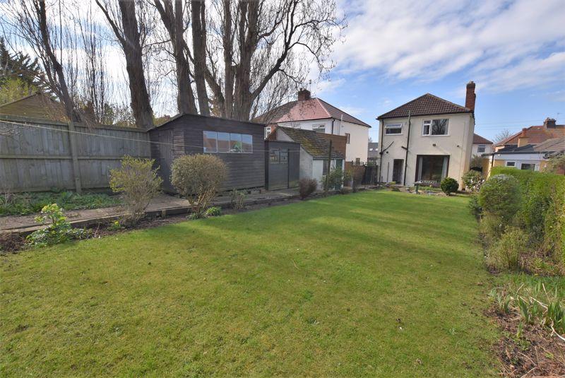 Meadowbrook Road, Moreton 3 bed detached house £240,000