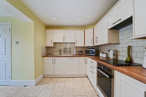 30 Anthony Drive, Stanford-le-hope, SS17 8BW