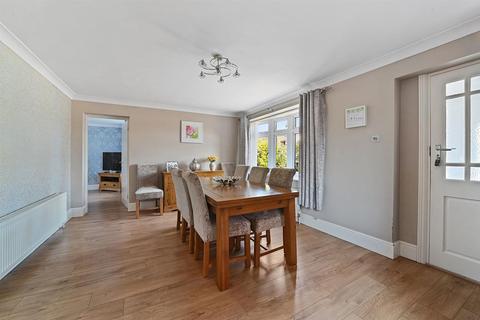 30 Anthony Drive, Stanford-le-hope, SS17 8BW