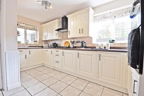 2 Brancaster Drive, Great Notley, Braintree, CM77 7JR