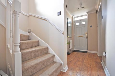 2 Brancaster Drive, Great Notley, Braintree, CM77 7JR