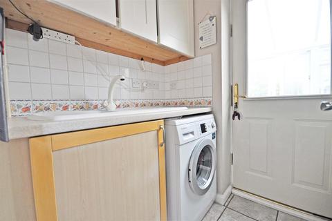 2 Brancaster Drive, Great Notley, Braintree, CM77 7JR