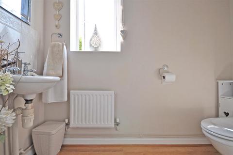 2 Brancaster Drive, Great Notley, Braintree, CM77 7JR