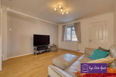 58 Copplestone Grove, Stoke-on-trent, ST3 5UD