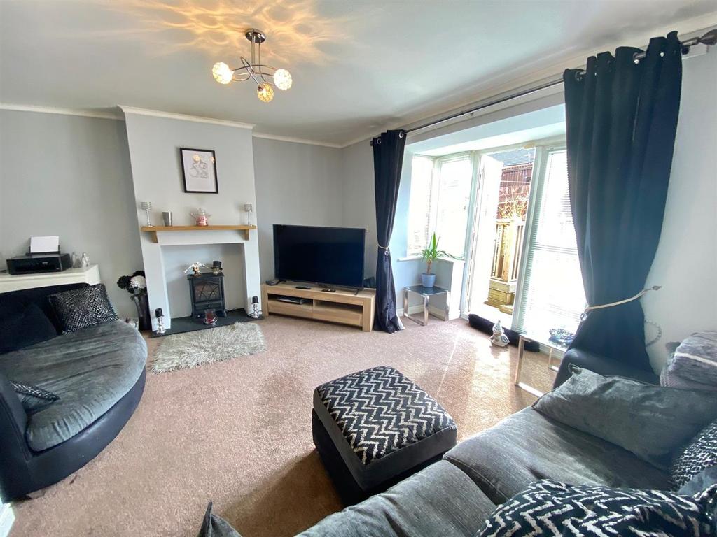 Keighley Road, Illingworth 3 bed townhouse for sale £145,000