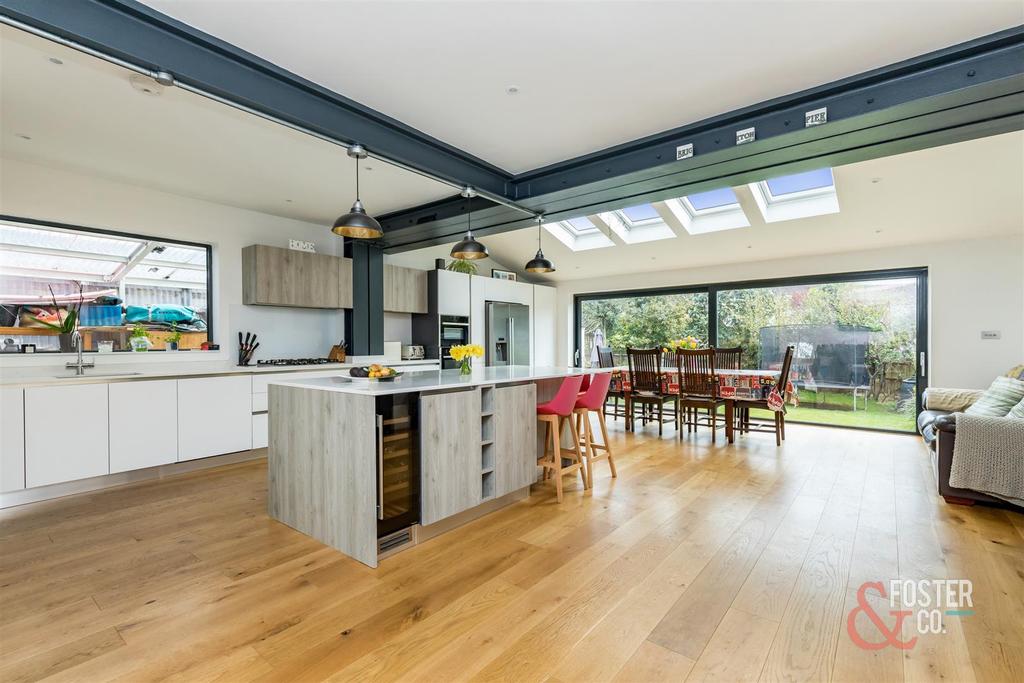 Brittany Road, Hove 5 bed semidetached house £1,150,000