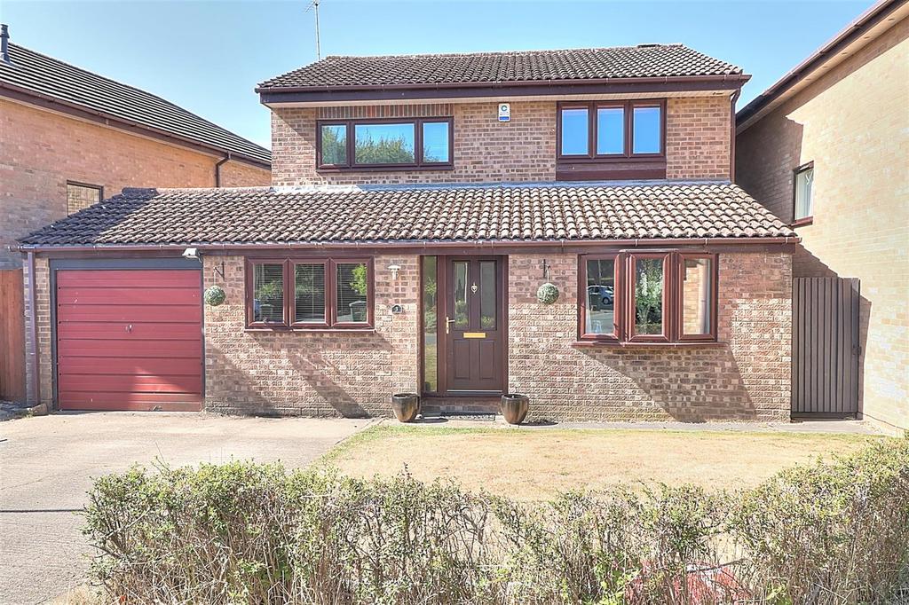 Cranford Gardens, North Millers Dale, Chandler's Ford 4 bed detached