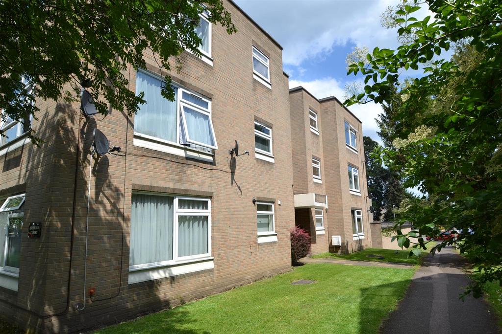 Ashleigh Court, Rawdon Drive,Hoddesdon,Hertfordshire 2 bed apartment to