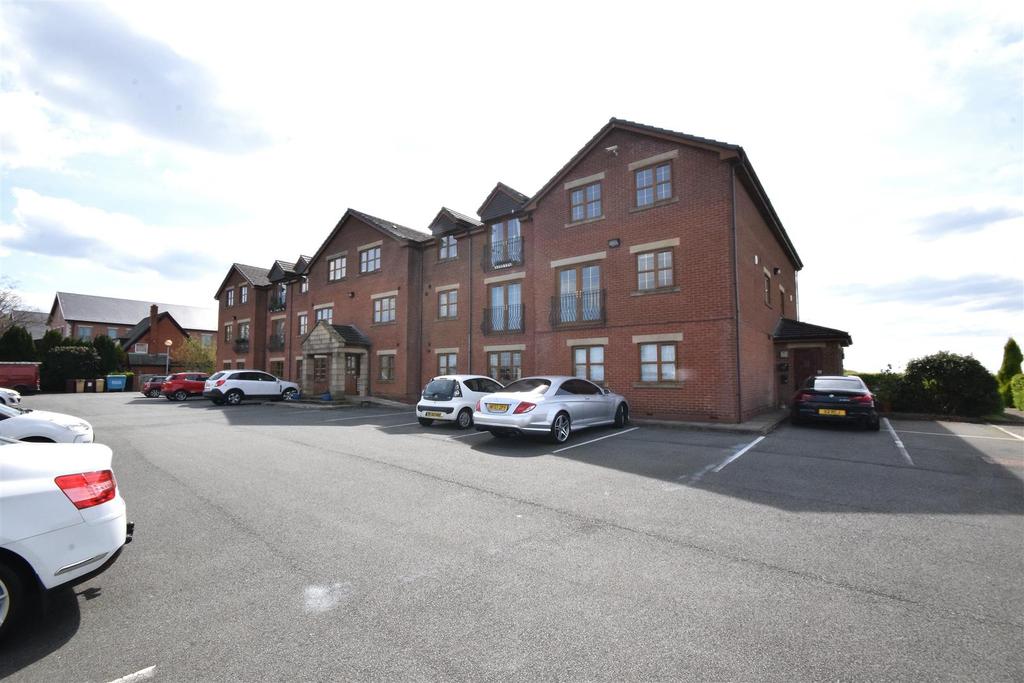 Chorley Road, Westhoughton, Bolton 2 bed apartment £165,950