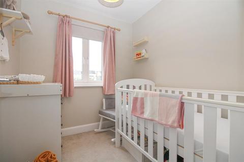 8 Mill Holme Fold, Bradford, BD10 0FA