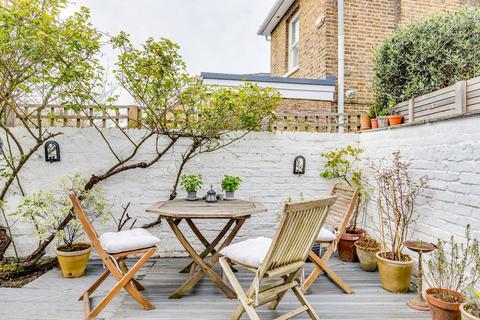 46 Station Road, London, SW13 0LP