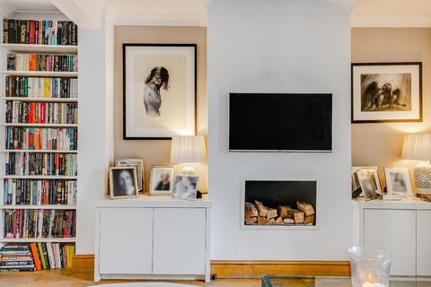 46 Station Road, London, SW13 0LP