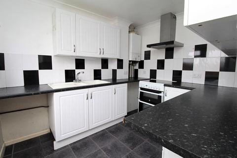 3 bedroom end of terrace house to rent, Fir Tree Close, Patchway, Bristol, Gloucestershire, BS34