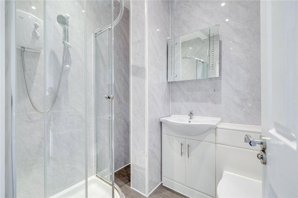 Family Shower Room