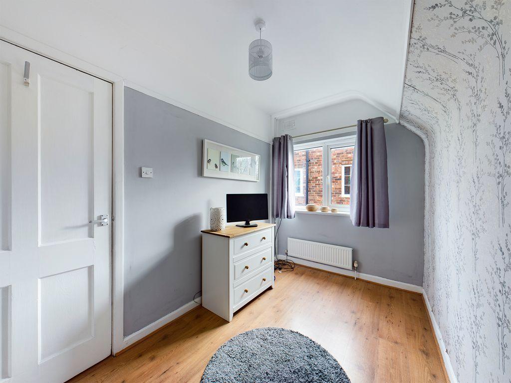 Bedroom 2 (Double)
