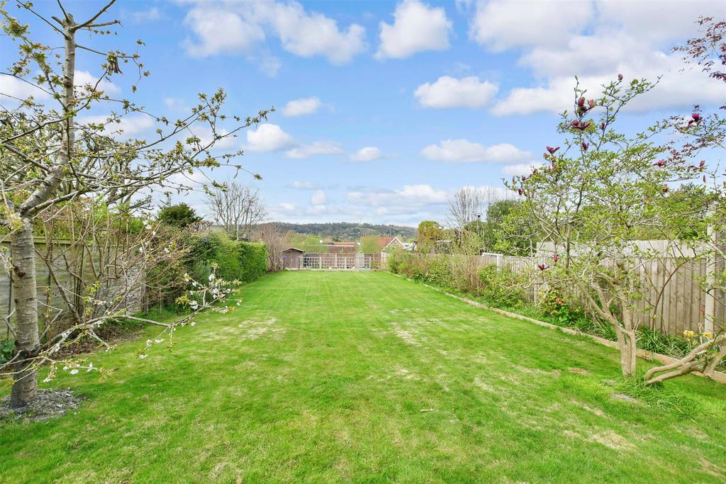 Parkgate Road, Reigate, Surrey 3 bed semidetached house £750,000