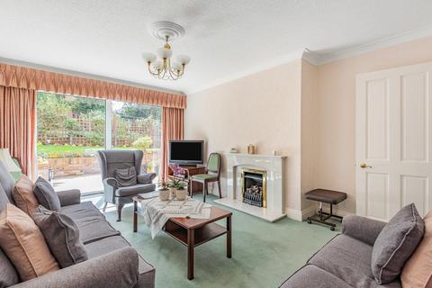 71 Holland Close, Bromley, BR2 7DS