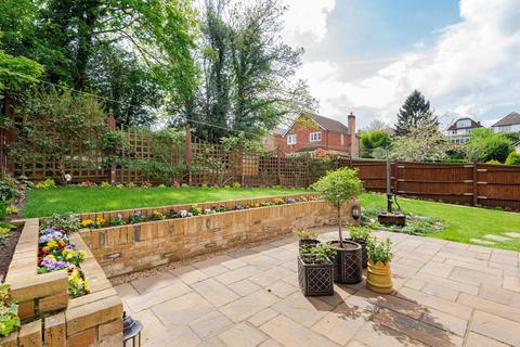71 Holland Close, Bromley, BR2 7DS