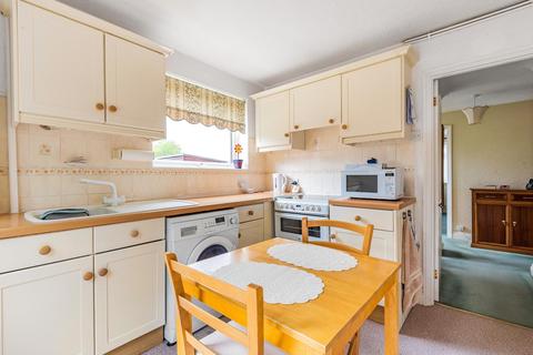 71 Holland Close, Bromley, BR2 7DS