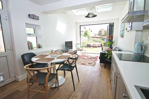 135 Elm Road, New Malden, KT3 3HP
