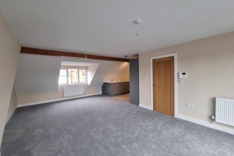 2 bedroom flat to rent, High Street, Marlborough, Wiltshire, SN8