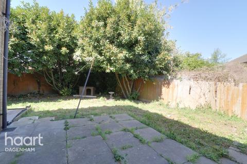 50 Causton Square, Dagenham, RM10 9HB