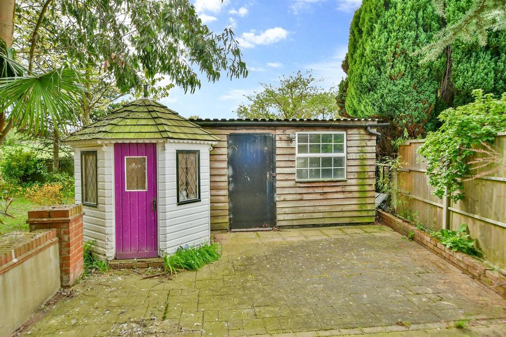 Workshop/Outbuildings