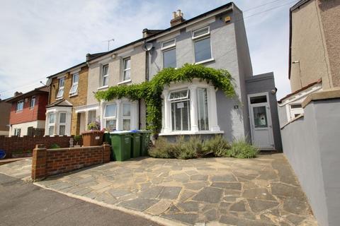 8 Kentish Road, Belvedere, DA17 5BN