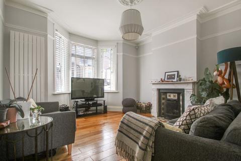 8 Kentish Road, Belvedere, DA17 5BN